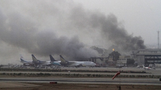 ການບຸກໂຈມຕີກໍ່ການຮ້າຍຢູ່ສະໜາມບິນປາກິດສຖານ